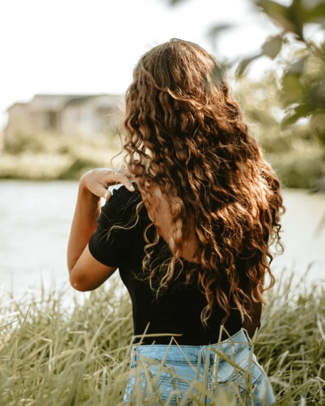 La technique de la double gelée pour faire tenir ses boucles