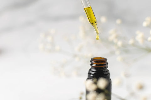 Prendre soin de ses cheveux grâce à l'huile de jojoba