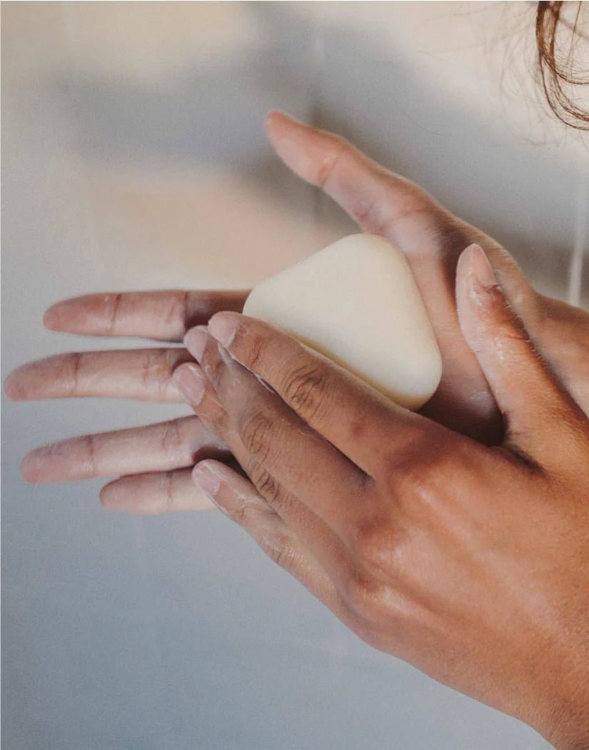 Soin sans rinçage solide