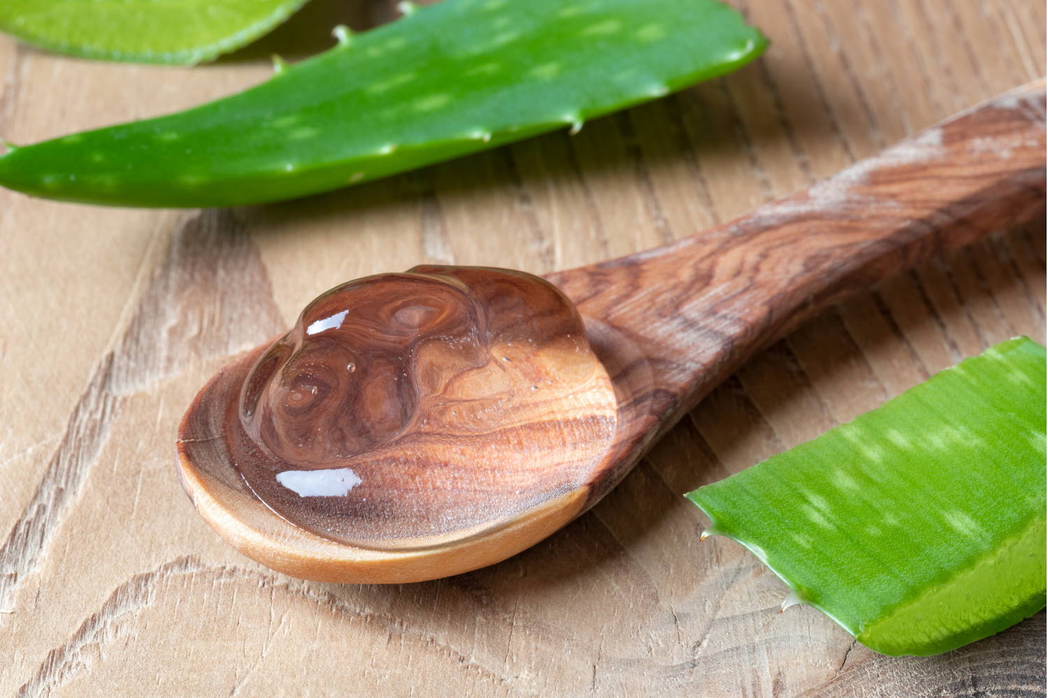 Le gel d'aloe vera pour les cheveux