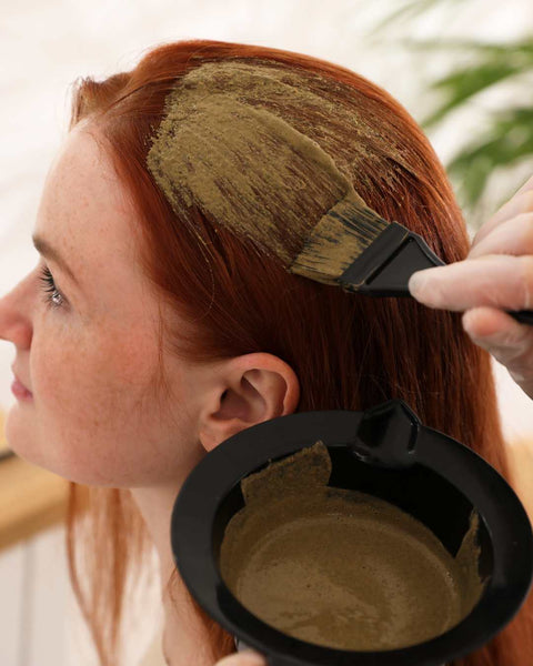 Clarification cheveux bouclés : pourquoi et comment faire ?