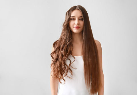 La méthode naturelle pour lisser ses cheveux sans chaleur