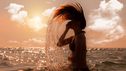 Les produits cheveux indispensables en vacances.
