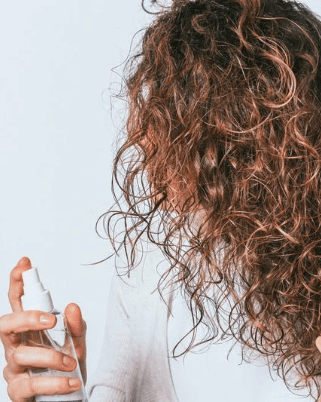 Adopte la morning routine idéale pour reformer tes boucles ou tes ondulations le matin !