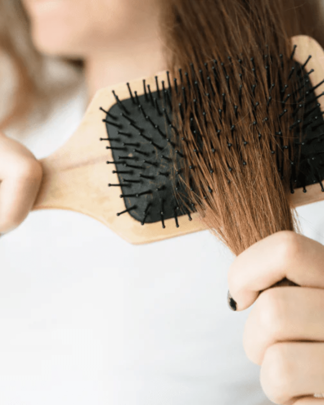 Les 6 conseils contre la casse des cheveux