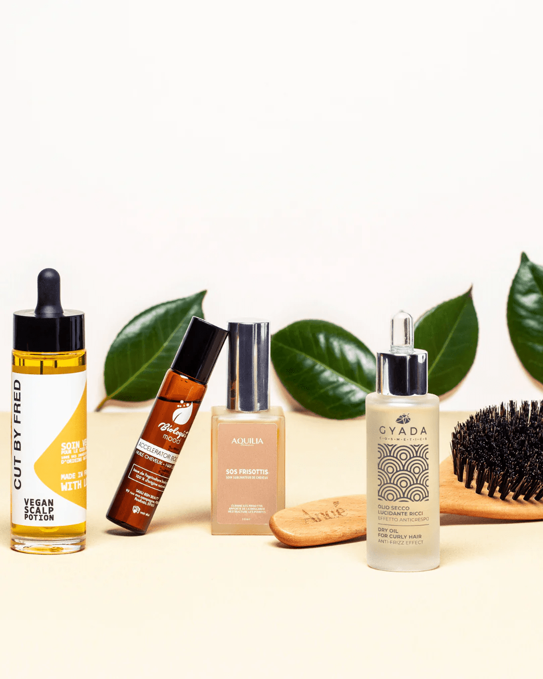 Les meilleurs sérums pour les cheveux bouclés et ondulés